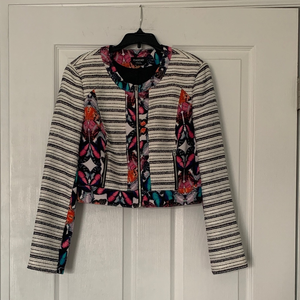 # 93 bebe cropped jacket butterfly print , size 8, vintage style